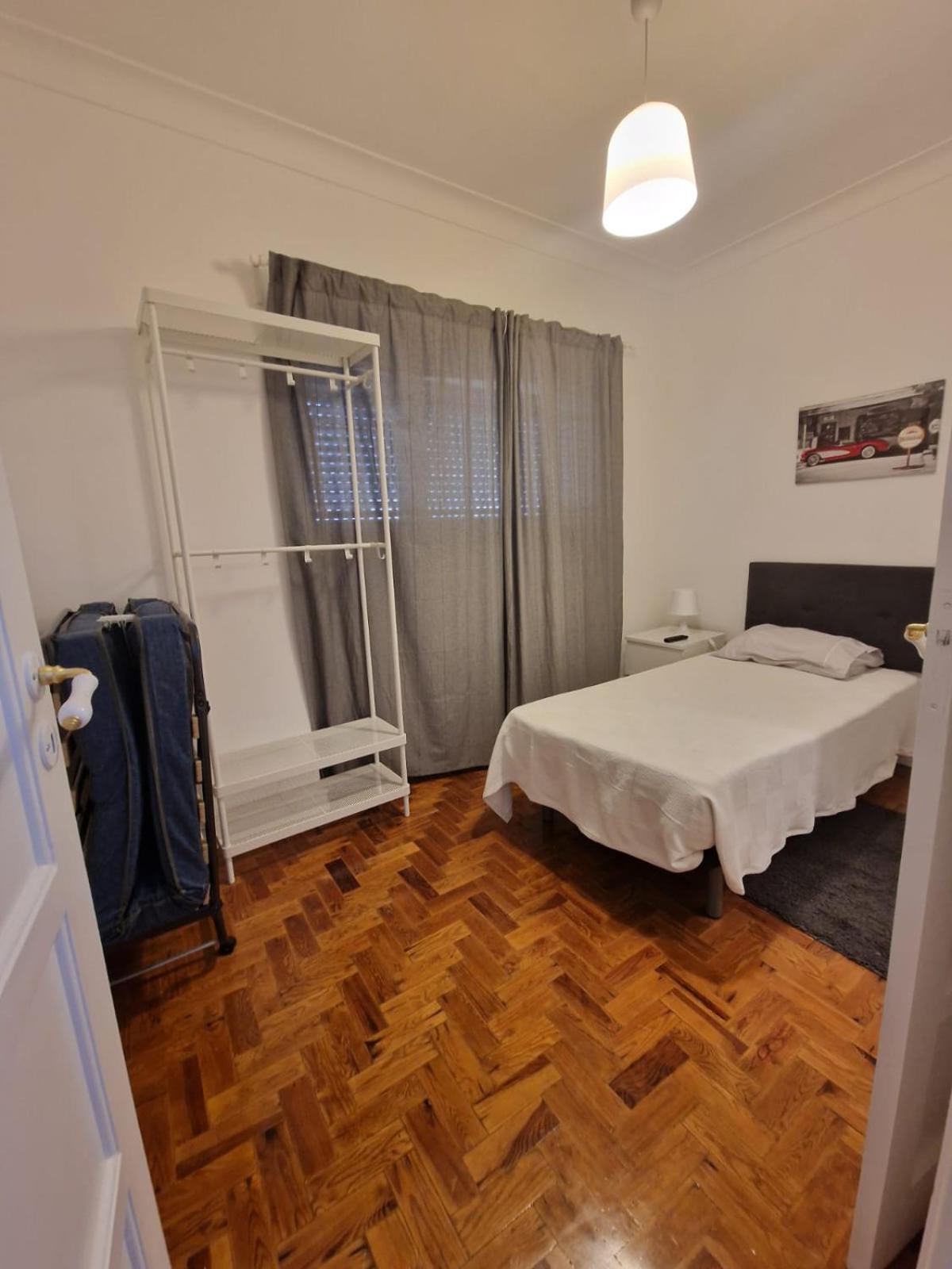 Boa Noite Casa De Hospedes Lisbona Esterno foto